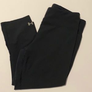 Under Armour active crops
